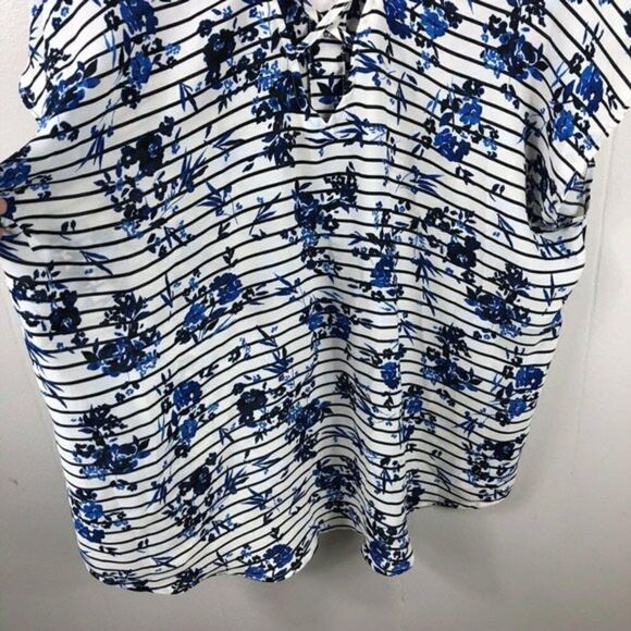 Torrid Floral Georgette Crossback Grommet Sleeveless Floral Top‎ Tank 4X - Picture 5 of 10